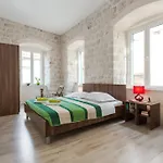 Guest house Simply Chic 3*